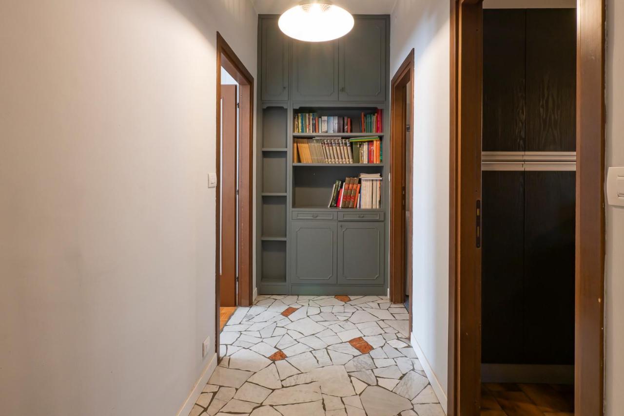 Cozy Apartment Treviso 31 Милано Екстериор снимка